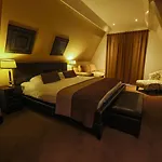 Boutique Chariot - Amsterdam Schiphol Airport Hotel Aalsmeer