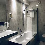 Boutique Chariot - Amsterdam Schiphol Airport 4*