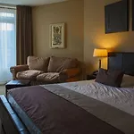 Boutique Chariot - Amsterdam Schiphol Airport 4*