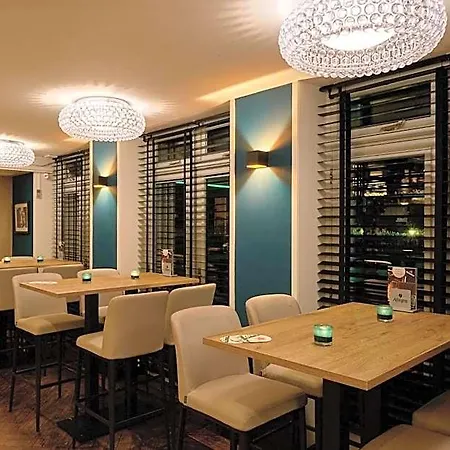 Boutique Chariot - Amsterdam Schiphol Airport Aalsmeer