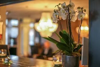 Boutique Chariot - Amsterdam Schiphol Airport 酒店