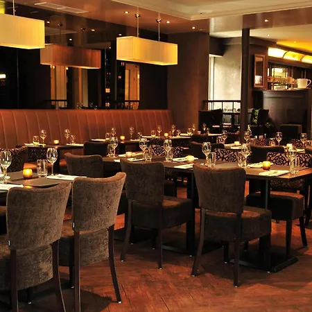 Boutique Chariot - Amsterdam Schiphol Airport 4* Aalsmeer