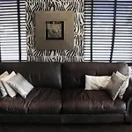 Boutique Chariot - Amsterdam Schiphol Airport Otel Aalsmeer