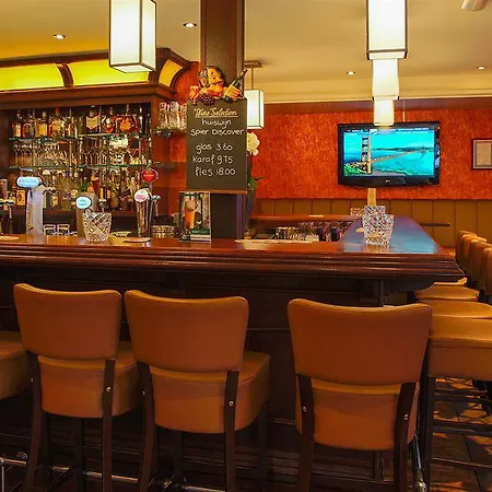 Hotel Chariot 4*