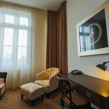 Hotel Chariot